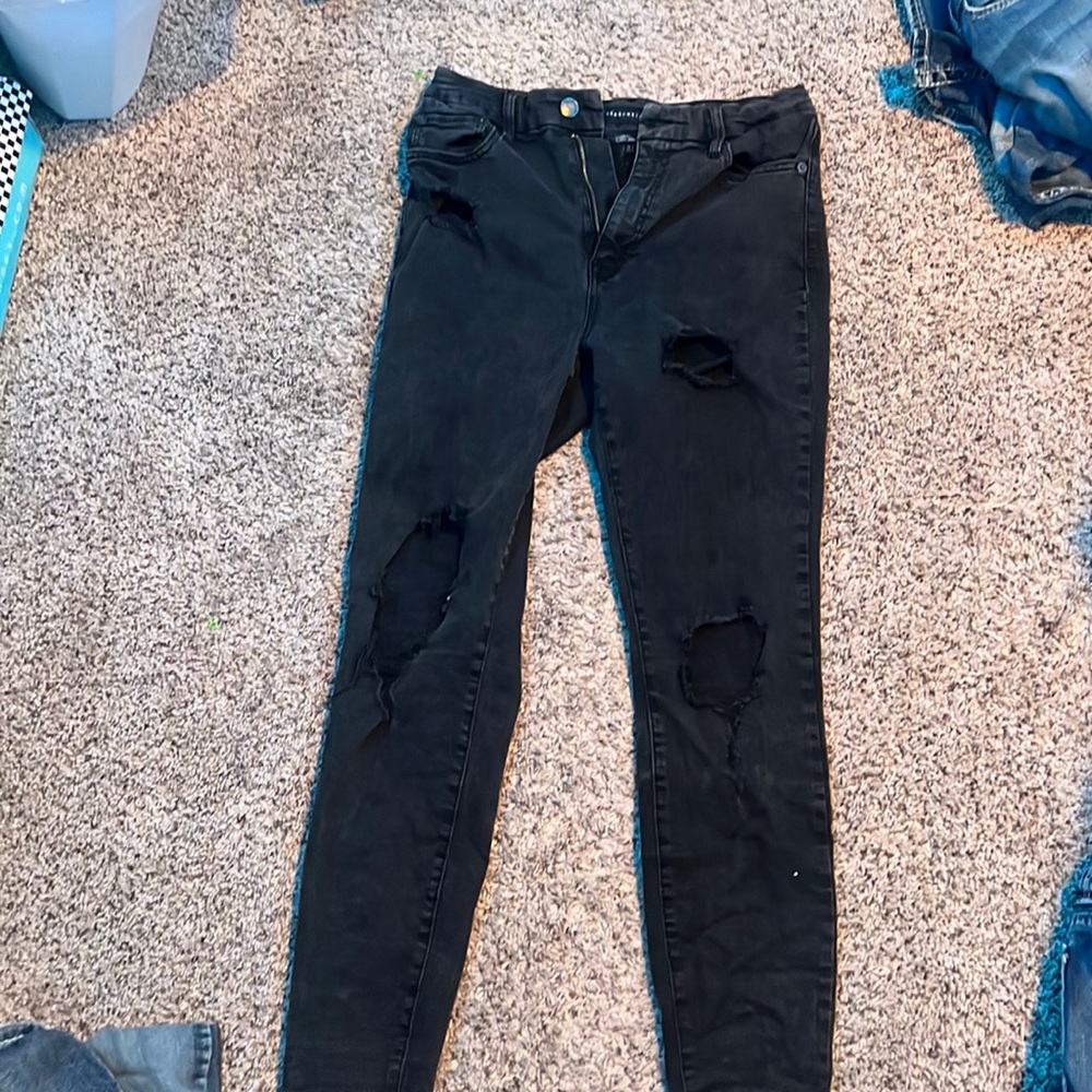 Ripped black jeans